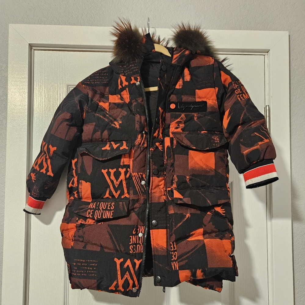 Character kids coat. All imperfections pictured.